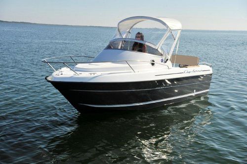 Day cruiser fuoribordo - Cap-Ferret 522 - B2 marine - open / max. 6 persone / max. 5 persone