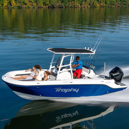 Barca open fuoribordo - T22CC - Bayliner - con console centrale / da sci nautico / da pesca sportiva