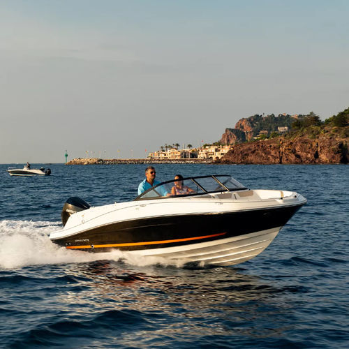 Runabout fuoribordo - VR5 OB - Bayliner - con dual console / bow-rider / open