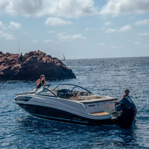 Cabin-cruiser fuoribordo - VR6 Cuddy OB - Bayliner - open / con dual console / da sci nautico