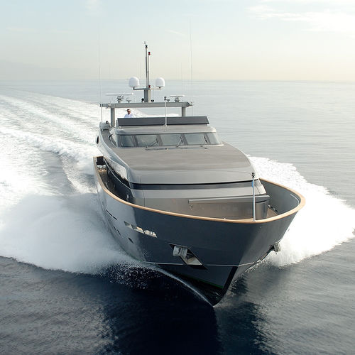 Super-yacht da crociera - PERCAL - Baglietto spa - con fly / con 4 cabine / con scafo planante