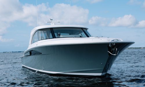 Motor-yacht da crociera - 50S - Bertram - offshore / con fly / hard-top