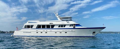 Super-yacht da pesca sportiva - LAD - Burger Boat Company - da crociera / con fly / con 4 cabine