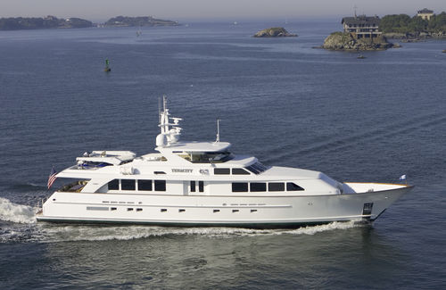 Super-yacht da crociera - TENACITY - Burger Boat Company - classico / con fly / con 5 cabine