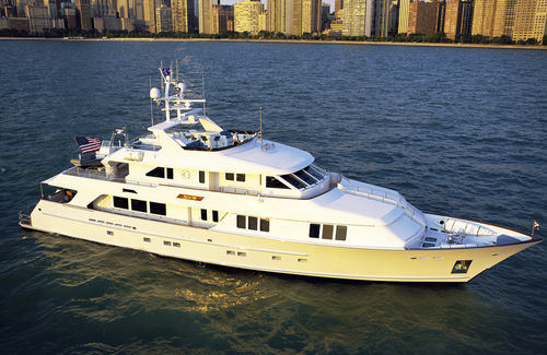 Super-yacht da crociera - SIS W - Burger Boat Company - classico / con fly / con 4 cabine
