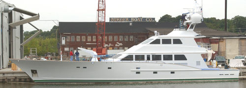 Super-yacht da pesca sportiva - SARAHBETH - Burger Boat Company - rapido / con cabina di pilotaggio / dislocante