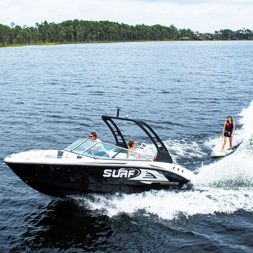 Runabout entrobordo - 21 SURF - Chaparral - con dual console / bow-rider / open