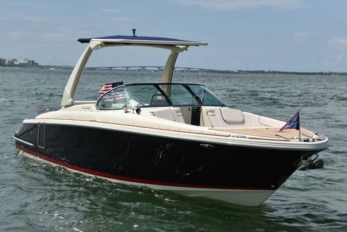 Runabout entrobordo - LAUNCH 28 GT - Chris Craft - con dual console / bow-rider / open