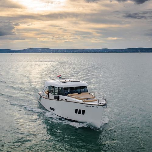 Cabinato entrobordo - 450  - PELSOLUTIONS - elettrico / bimotore / hard-top