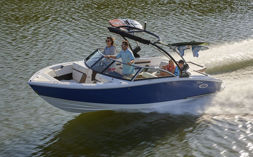Runabout entrobordo - CS23 SURF - Cobalt Boats - con dual console / bow-rider / da wakeboard