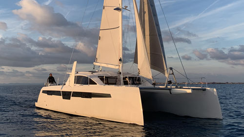 Catamarano - C-Cat 48 - Comar Yachts - da crociera / con 3 cabine / con 4 cabine