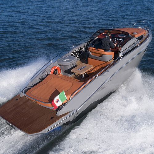 Cabinato entrobordo - E30 Endurance - Cranchi - fuoribordo / diesel / open