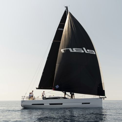 Barca a vela da crociera rapida - GT6 - Elan d.o.o. - da regata e crociera / con 3 cabine / con 2 cabine