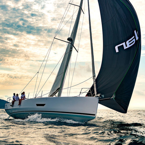 Barca a vela da crociera rapida - E5 - Elan d.o.o. - da regata e crociera / da regata / con 3 cabine
