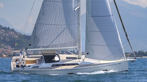 Barca a vela da crociera - GS 42 Long Cruise - Grand Soleil Yachts - con 2 cabine / con 3 cabine / con 6 cuccette