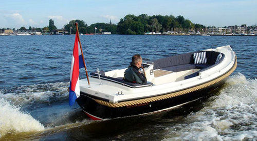 Lancia entrobordo - 19 - Interboat - open / con console centrale / max. 9 persone