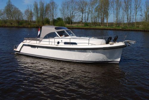 Cabinato entrobordo - Intercruiser 32 - Interboat - open / con console centrale / con cabina
