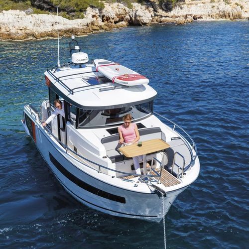 Cabin-cruiser fuoribordo - MERRY FISHER 895 SPORT - Jeanneau - Motorboats - bimotore / con cabina di pilotaggio / sportivo