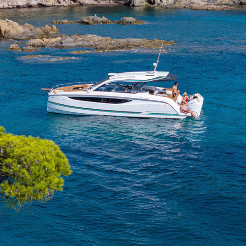Cabin-cruiser catamarano - TH38 - Jeanneau - Motorboats - fuoribordo / a benzina / bimotore