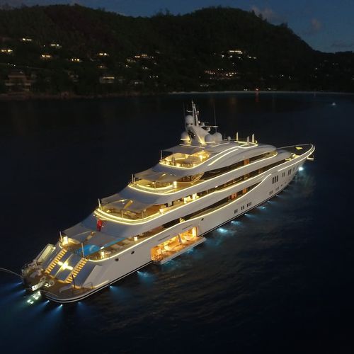 Mega-yacht da crociera - LADY LARA - Lurssen Yachts - raised pilothouse