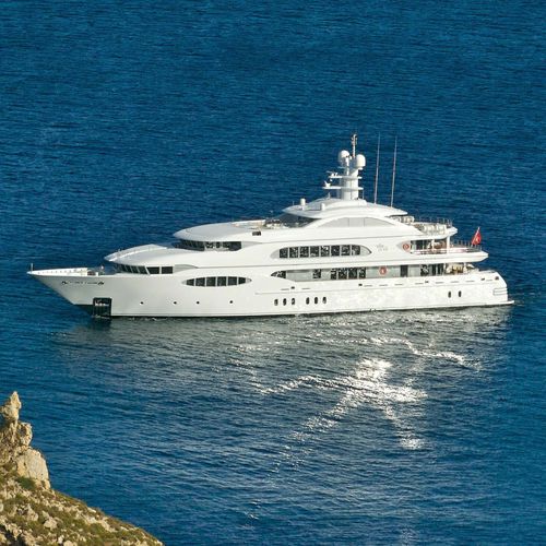 Mega-yacht da crociera - VIVE LA VIE  - Lurssen Yachts - con cabina di pilotaggio