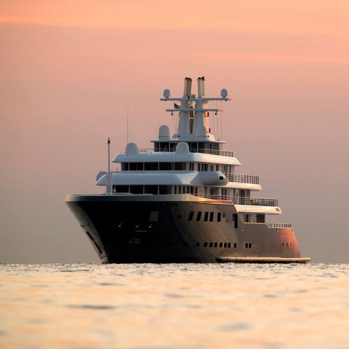 Mega-yacht da crociera - ICE - Lurssen Yachts - raised pilothouse / con eliporto