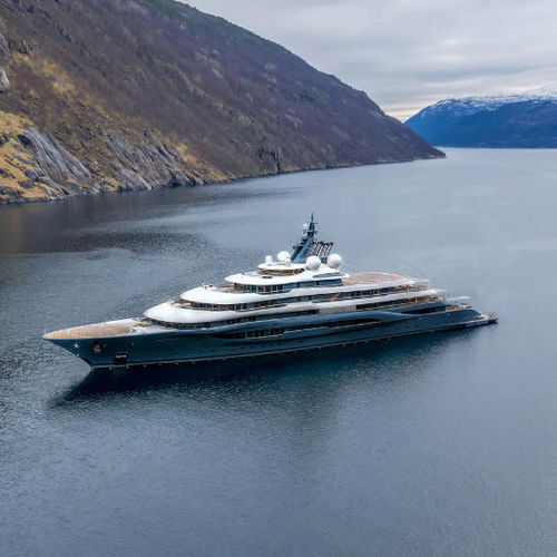 Mega-yacht da crociera - FLYING FOX - Lurssen Yachts - raised pilothouse / con piscina / con eliporto