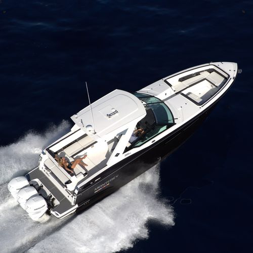 Cabinato fuoribordo - 385SS - Monterey Boats - trimotore / open / con dual console