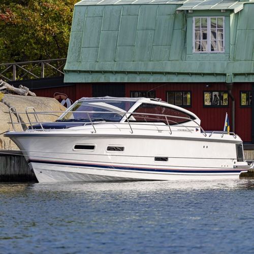 Cabinato entrobordo - 305 Drophead - Nimbus - open / con dual console / max. 8 persone