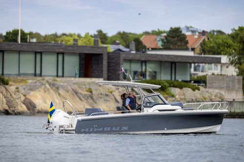 Barca open fuoribordo - T8 - Nimbus - entrobordo / con console centrale / da wakeboard