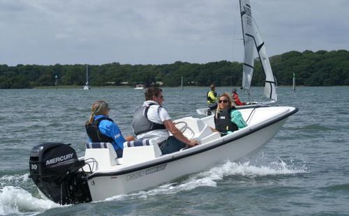 Barca open fuoribordo - Dory 424 - Orkney Boats - con console laterale / da sci nautico / sportiva