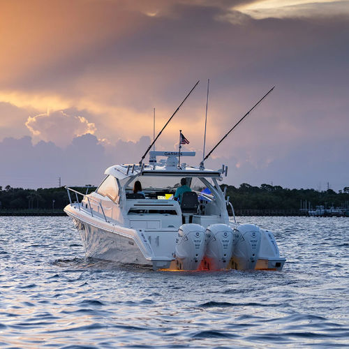 Cabinato fuoribordo - OS 405 - Pursuit Boats - trimotore / hard-top / da pesca sportiva
