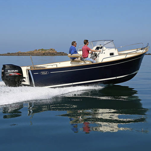 Cabin-cruiser fuoribordo - 27 ESCAPADE - Rhea Marine - con scafo planante / open / sportivo