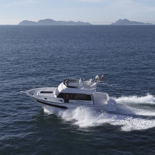Cabinato entrobordo - 1290 Evolution - Rodman - bimotore / con fly / max. 12 persone