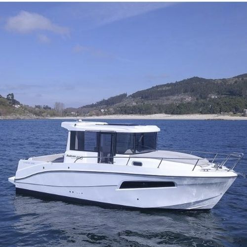 Cabin-cruiser fuoribordo - 890 Ventura - Rodman - bimotore / con cockpit chiuso / da pesca