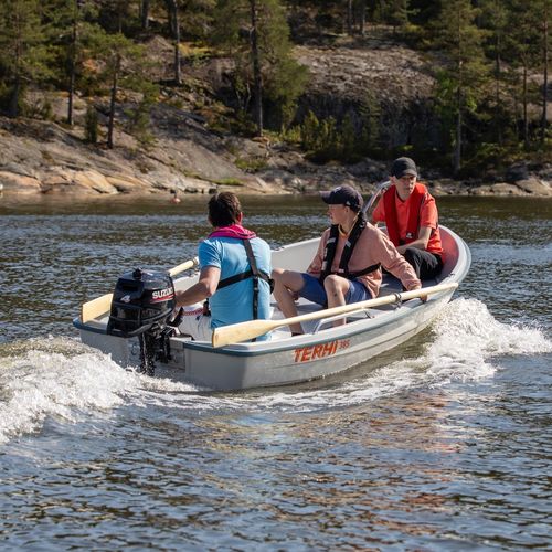 Lancia fuoribordo - 385 - Terhi Oy - open / da pesca sportiva / max. 4 persone