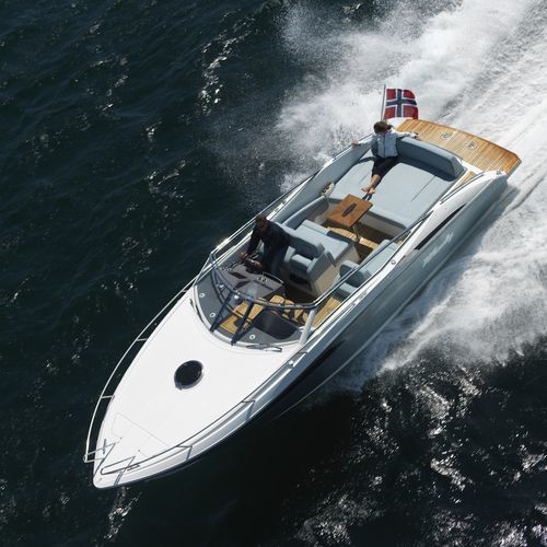 Cabinato entrobordo - 32Grand Zonda - Windy - bimotore / open / con dual console