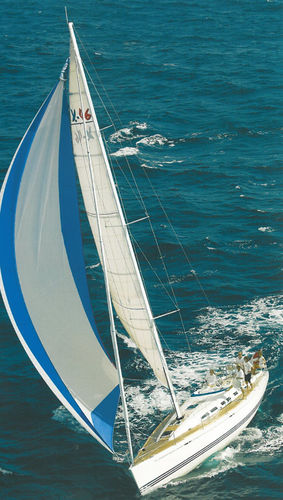Barca a vela da regata e crociera - X-46 - X-Yachts - con 3 cabine / con 4 cabine / con pozzetto centrale