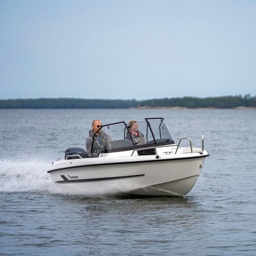 Runabout fuoribordo - 50 BR - Yamarin - con dual console / bow-rider / open