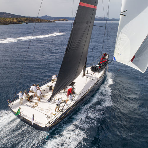 Sailing-yacht da regata - ClubSwan 80 - Nautor Swan - one design / con 3 cabine / con poppa aperta