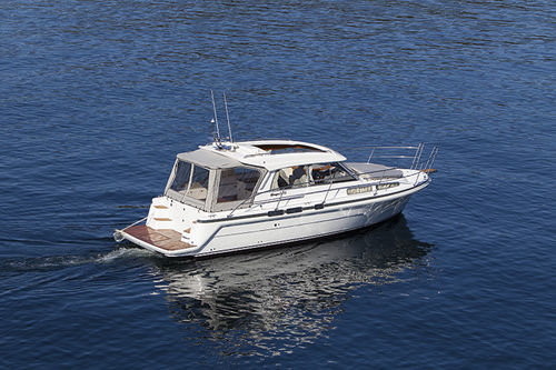 Cabinato entrobordo - SAGA 320 SUNTOP - Saga boats - hard-top
