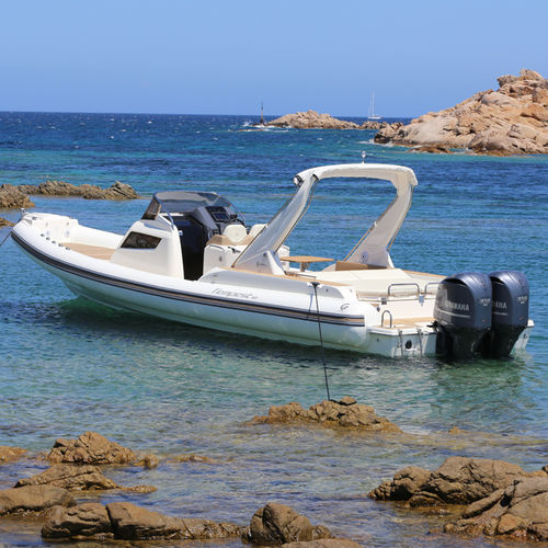 Gommone fuoribordo - TEMPEST 40 - Capelli - bimotore / semirigido / con console centrale