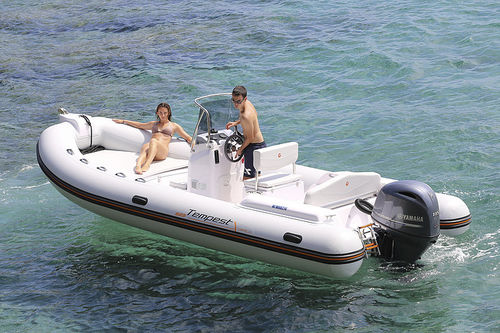Gommone fuoribordo - TEMPEST 625 EASY - Capelli - semirigido / con console centrale / open