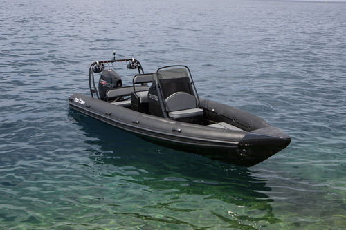 Gommone fuoribordo - 700 MK2 - Falcon Inflatables - bimotore / semirigido / con console centrale