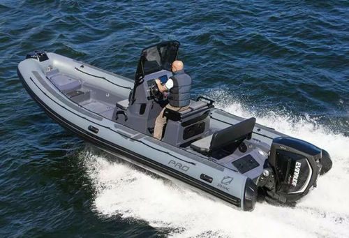 Gommone fuoribordo - PRO 7 - ZODIAC - bimotore / RIB / con console centrale