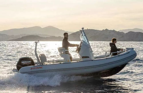 Gommone fuoribordo - 5.5 GULFSTREAM  - ZODIAC - semirigido / open / con console laterale