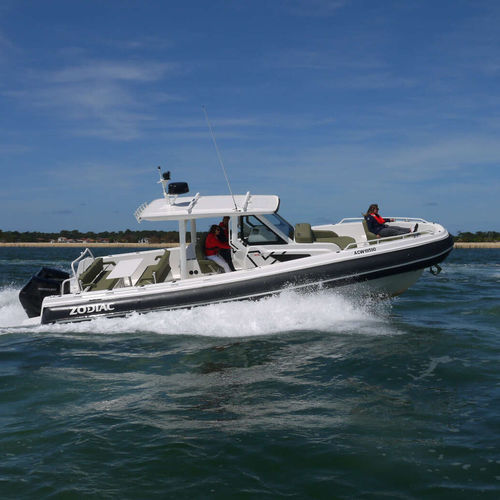 Barca open fuoribordo - X10CC - ZODIAC - bimotore / con console centrale / sportiva