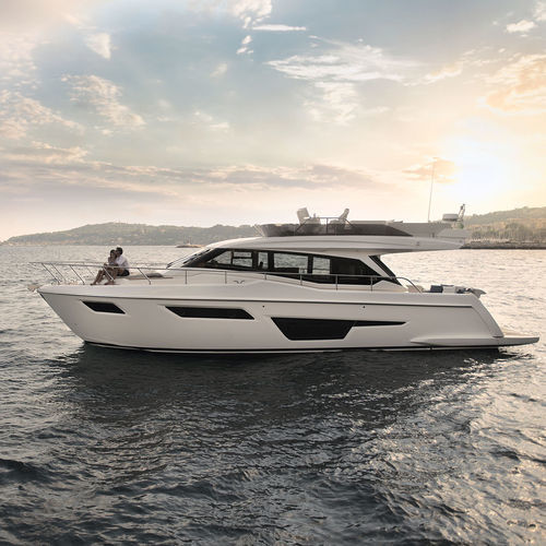 Motor-yacht da crociera - 500 - Ferretti Yachts - con fly / con 2 cabine