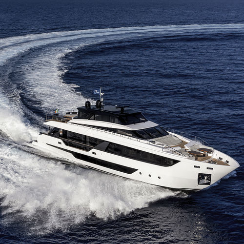 Motor-yacht da crociera - 1000 S - Ferretti Yachts - con fly / V-drive / con 4 cabine