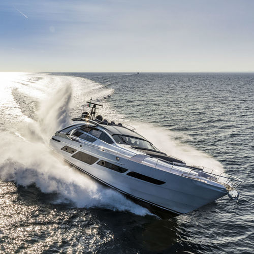 Motor-yacht da crociera - 9X - Pershing - con 4 cabine